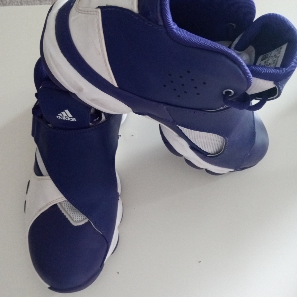 ADIDAS WHITE AND PURPLE TENNIS SHOES